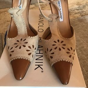 Manolo Blahnick tan cut out pattern shoes